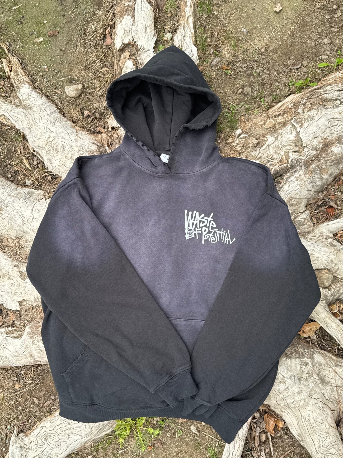 WASTE HOODIE BLACK